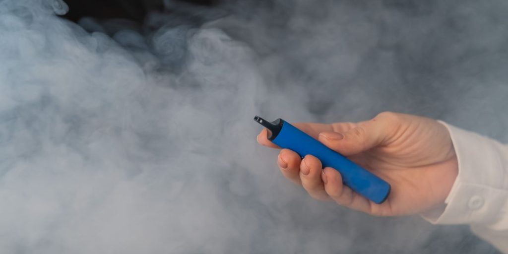 vaping-smoke