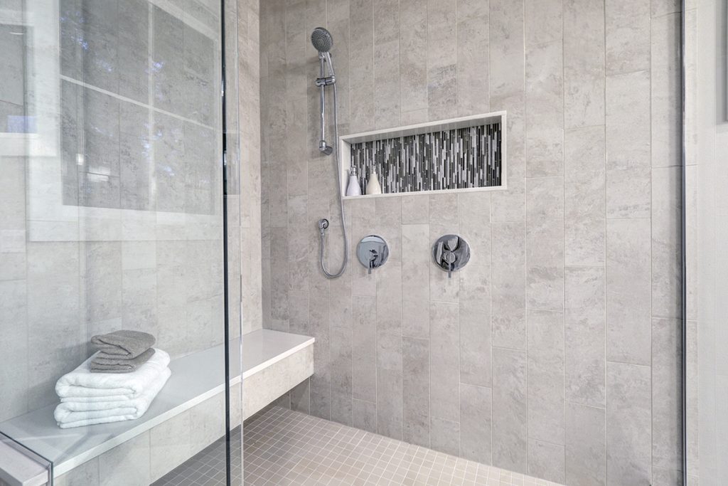 accent-tile-shower